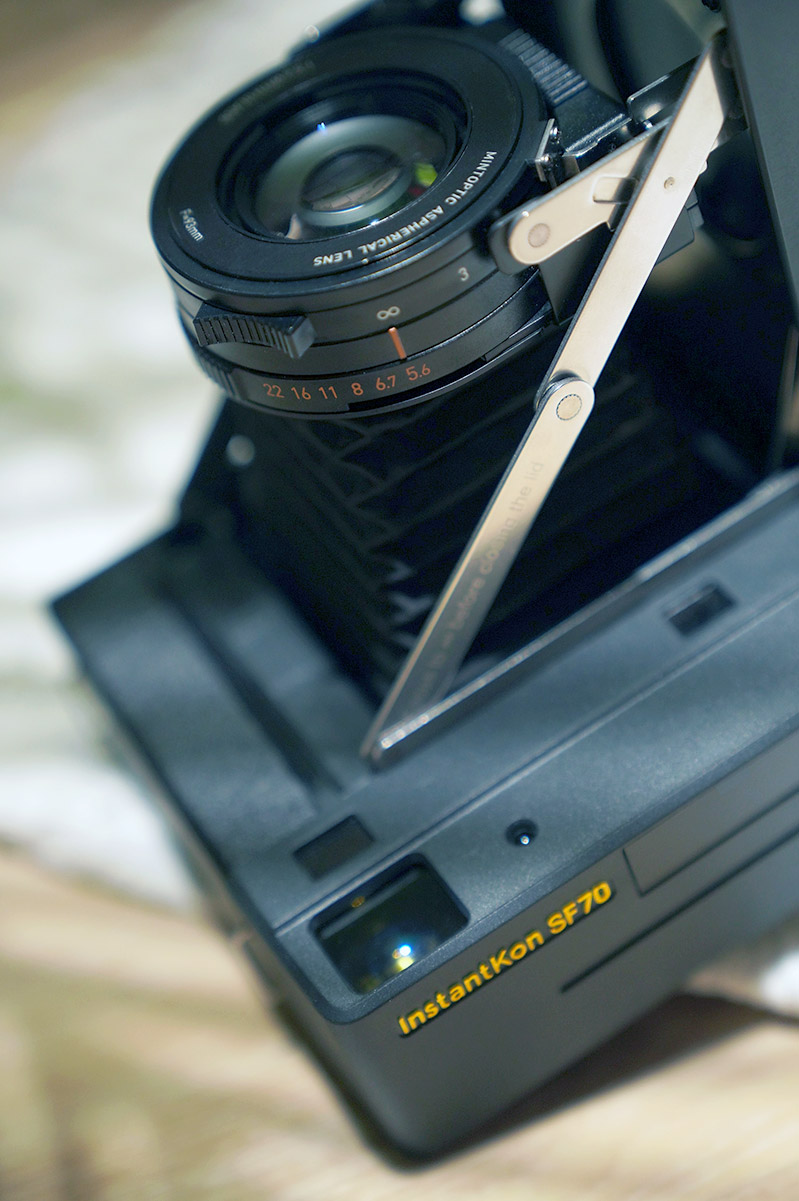 Instantkon square film camera